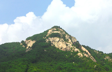 Hyoryeombong Peak
