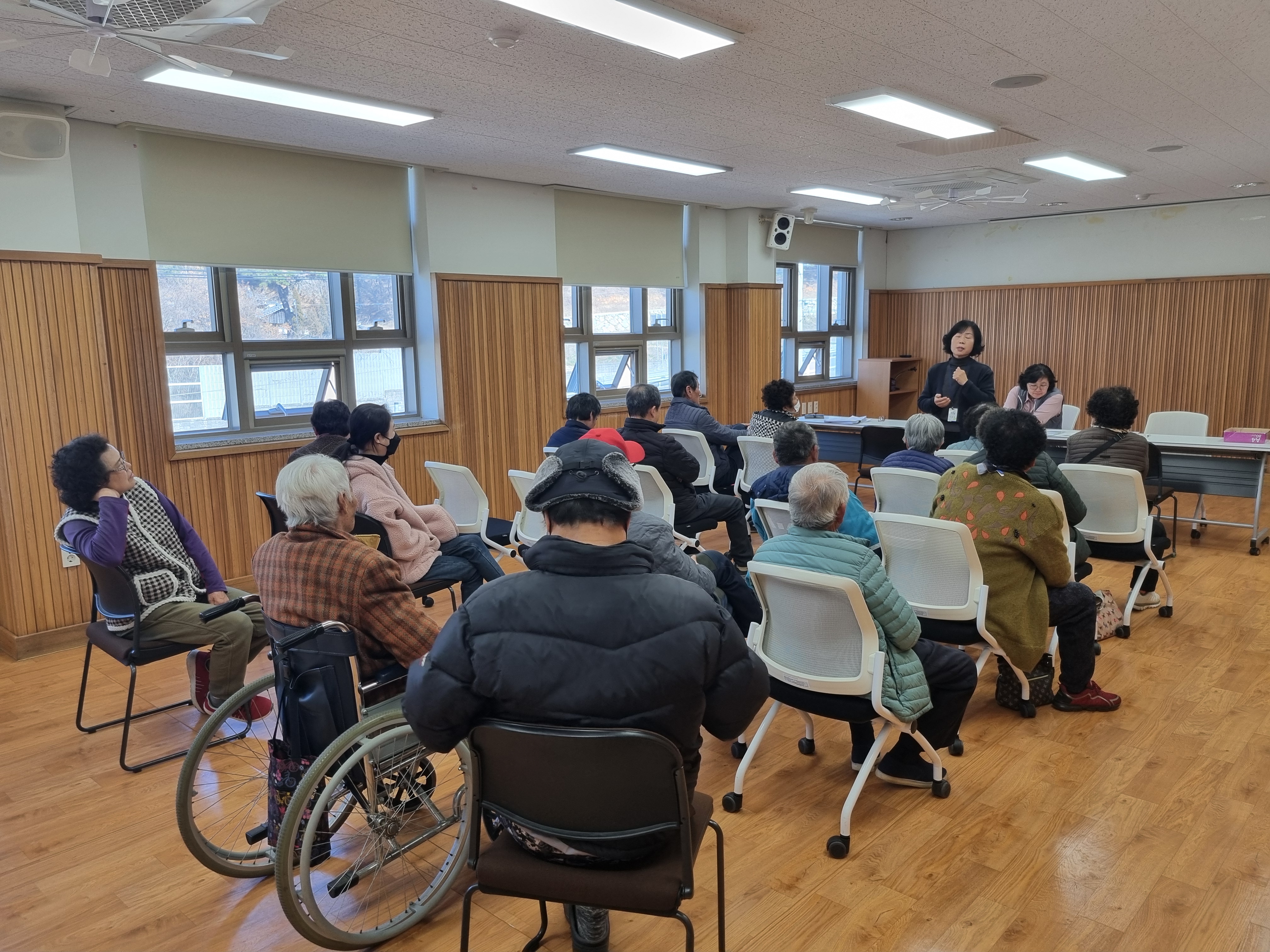 산청군, 저소득층 어르신·장애인 틀니·임플란트 지원사업 추진 1