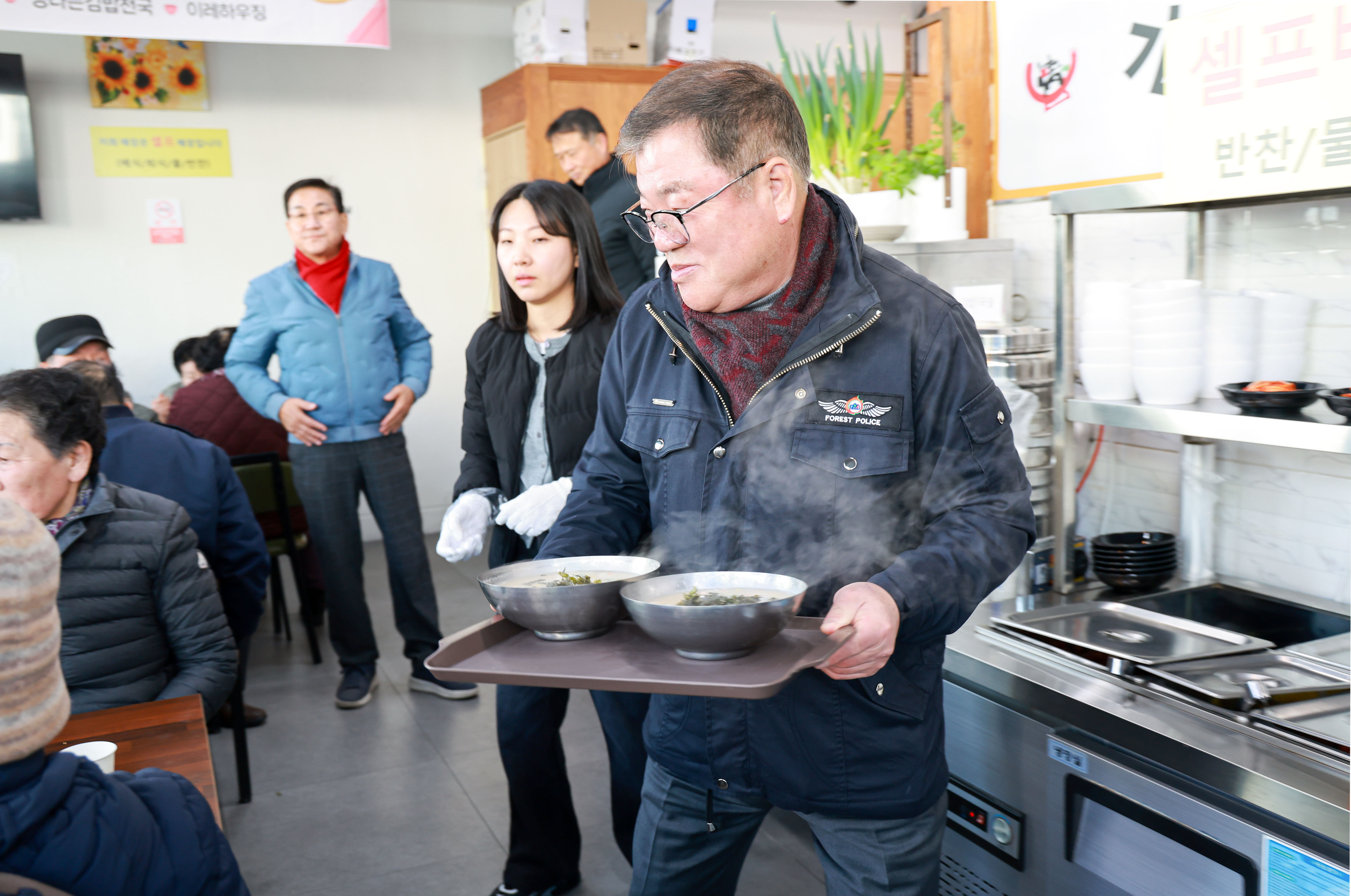 산청지역자활센터, ‘ 따뜻한 겨울나기 떡국 나눔 행사’ 개최 2