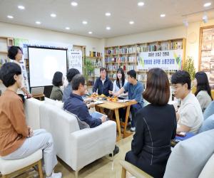 '이승화 산청군수, 민원담당 직원들과 간담회'