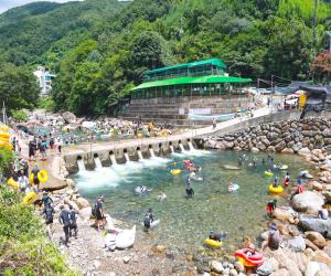 '“여름 피서는 지리산 청정골 산청에서”'