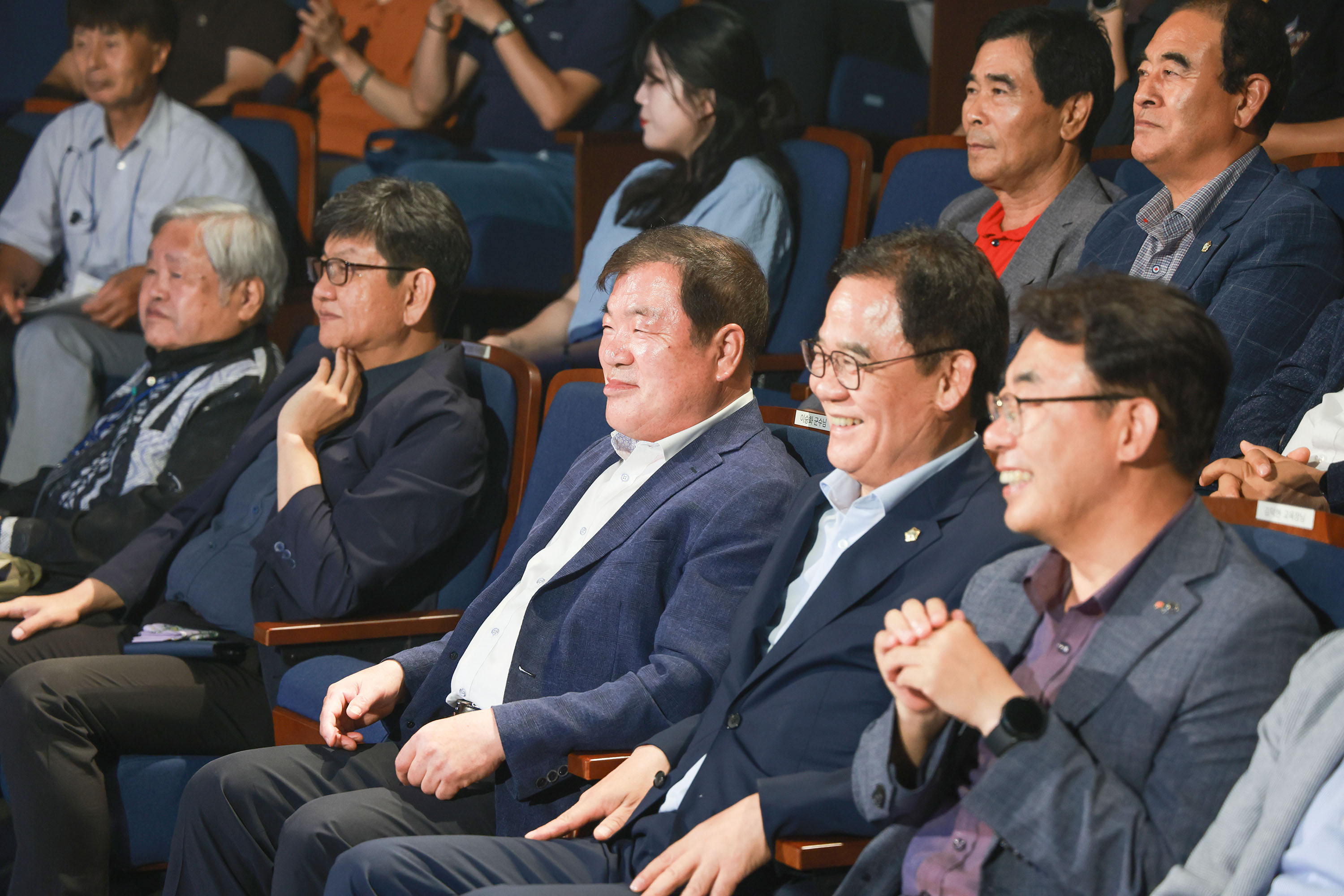 이승화 군수, 큰들마당극마을 까망극장 개관식 참석 4